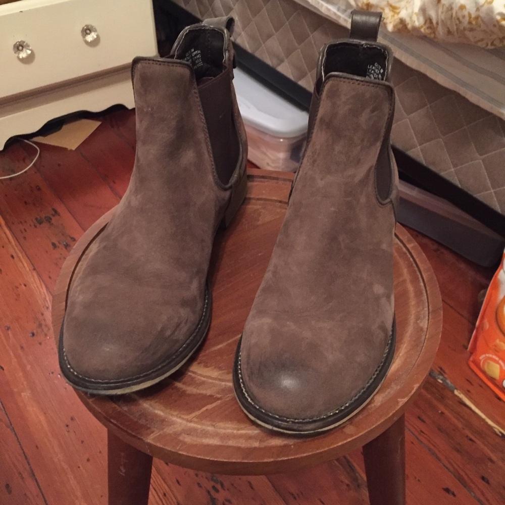 Steve Madden Chelsea Booties